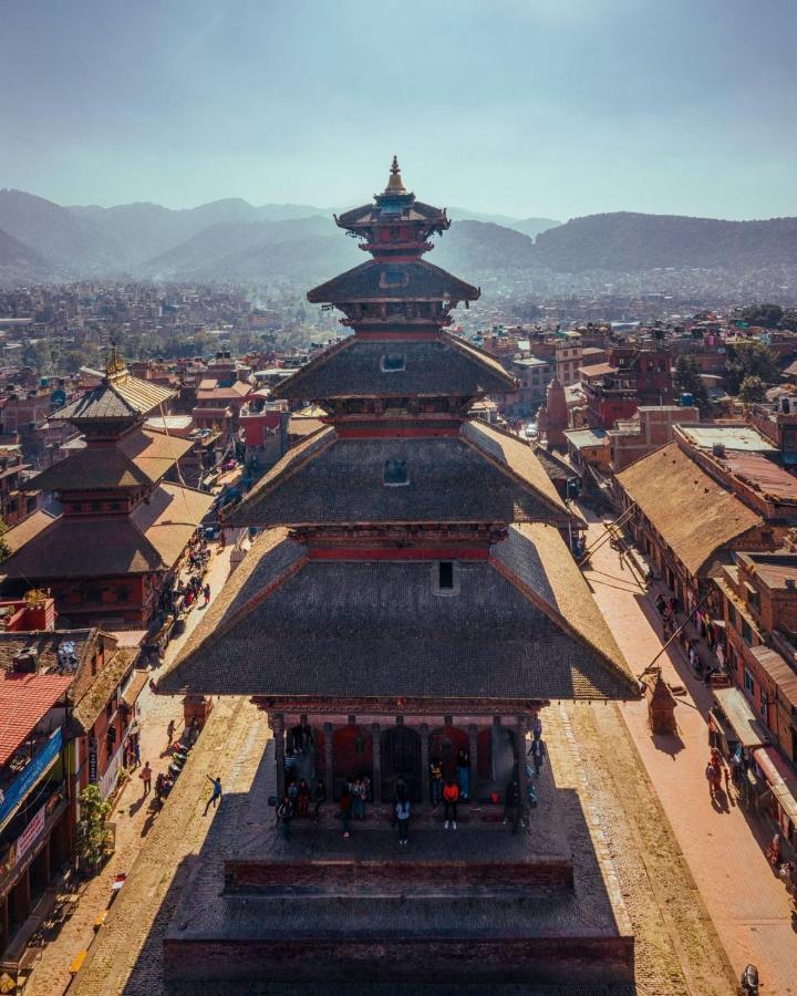 Hotel Empire & Rooftop Restaurant Bhaktapur Exterior photo