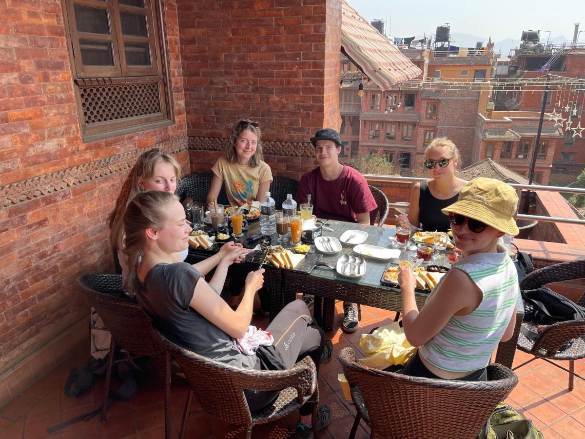 Hotel Empire & Rooftop Restaurant Bhaktapur Exterior photo