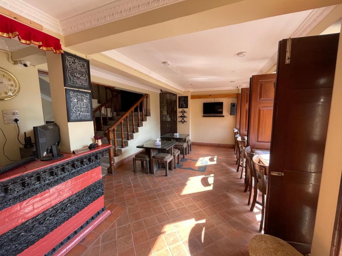 Hotel Empire & Rooftop Restaurant Bhaktapur Exterior photo