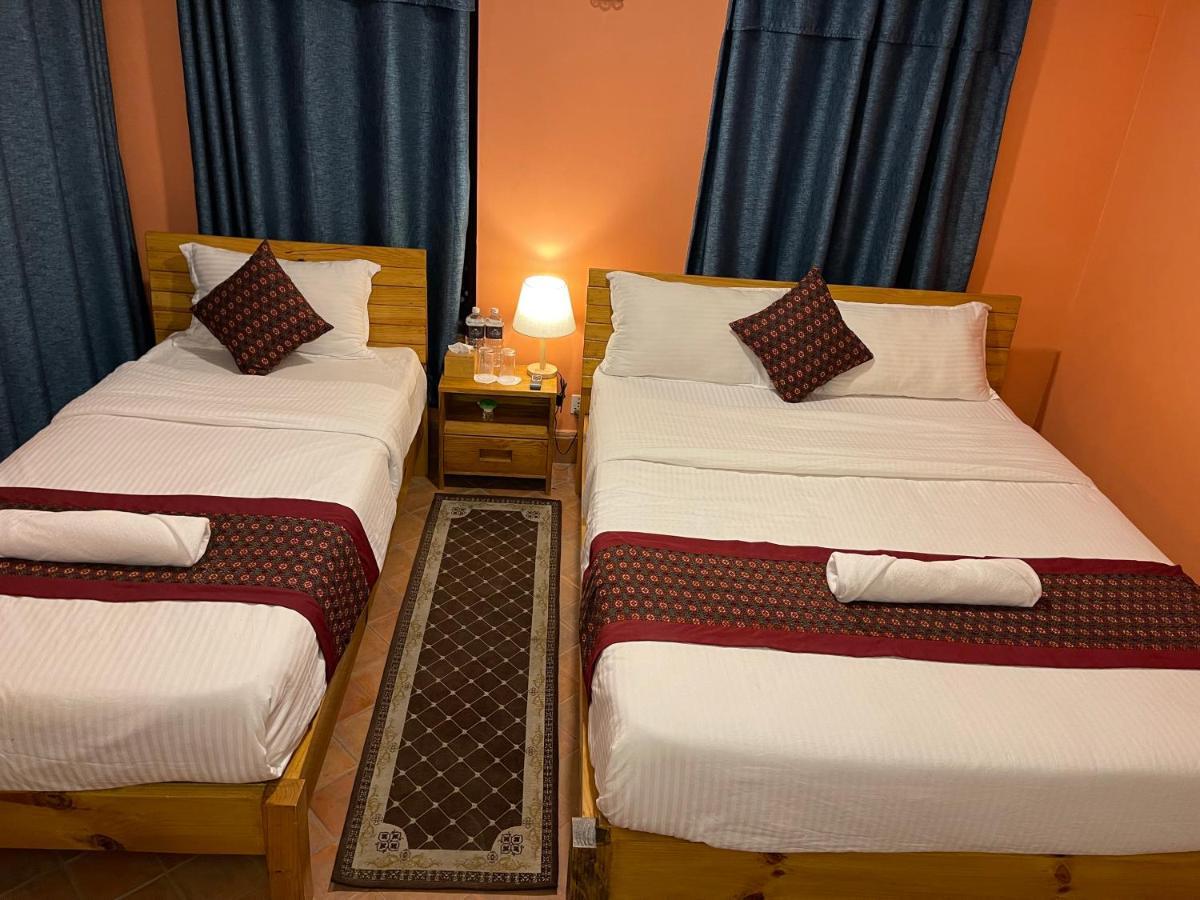 Hotel Empire & Rooftop Restaurant Bhaktapur Exterior photo