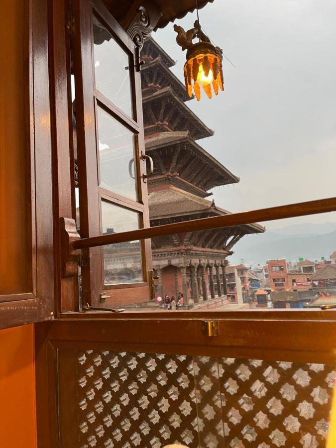 Hotel Empire & Rooftop Restaurant Bhaktapur Exterior photo
