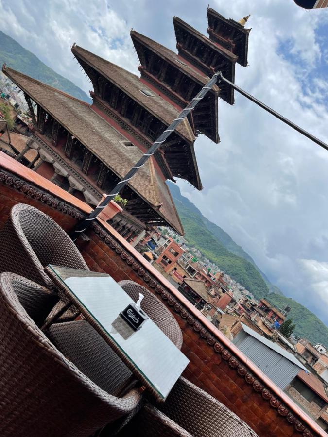 Hotel Empire & Rooftop Restaurant Bhaktapur Exterior photo