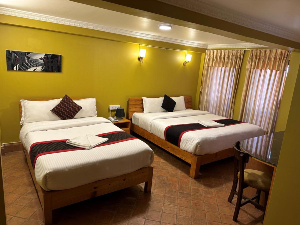 Hotel Empire & Rooftop Restaurant Bhaktapur Exterior photo